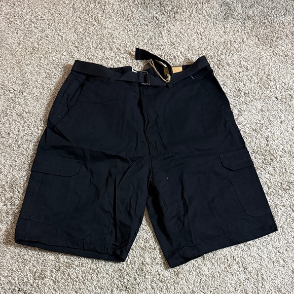 Cooper Devin Men's Classic Black Cargo Shorts Size 38 Work Outdoor Cabincore - Picture 1 of 9